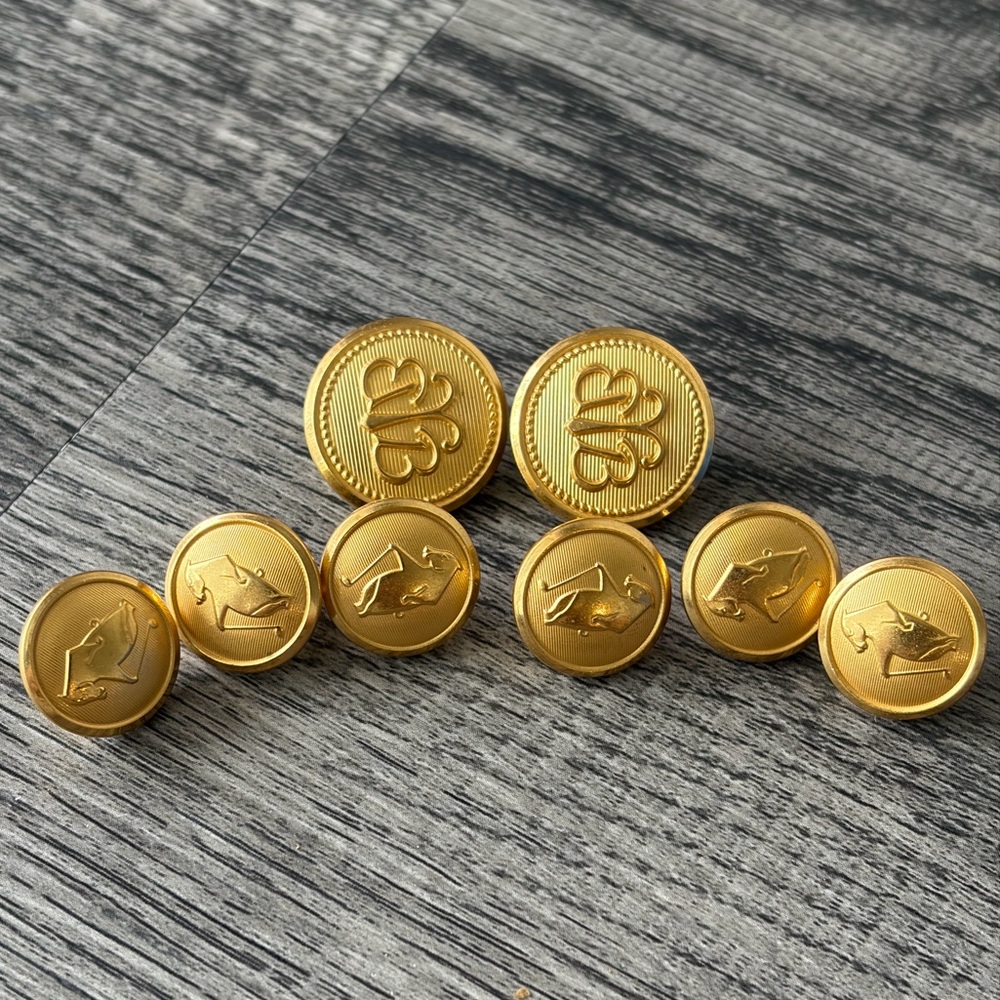 Brooks Brothers Waterbury Gold Buttons Brooks Brothers golf edition set of 8